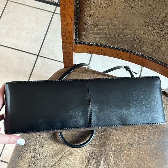 Michael Kors bag - Picture 9 of 12